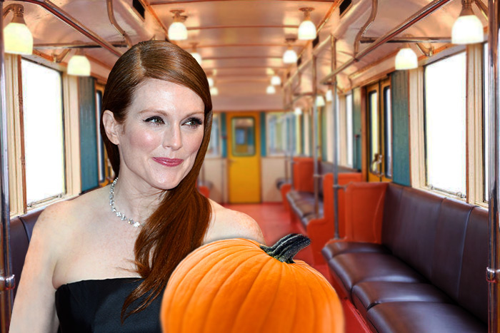 julianne moore hamptons subway pumpkin halloween
