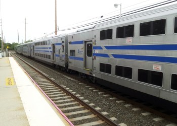 LIRR train