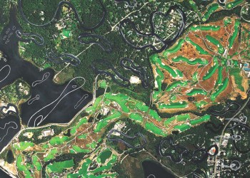 National, Sebonack and Shinnecock golf courses Dan's Papers cover by Lili Almog