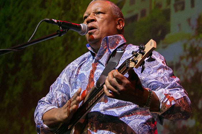 Bassist Bakithi Kumalo