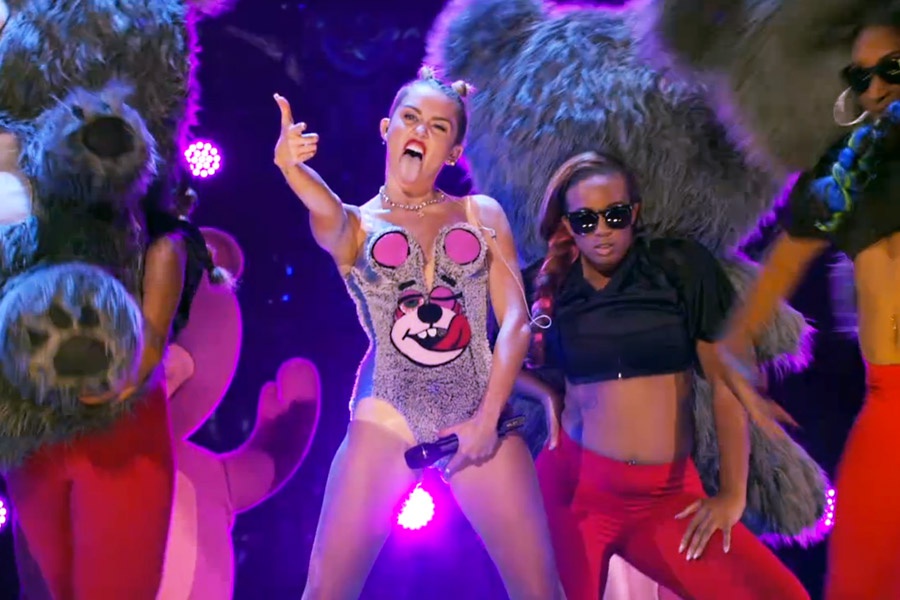 Miley Cyrus VMA Performance