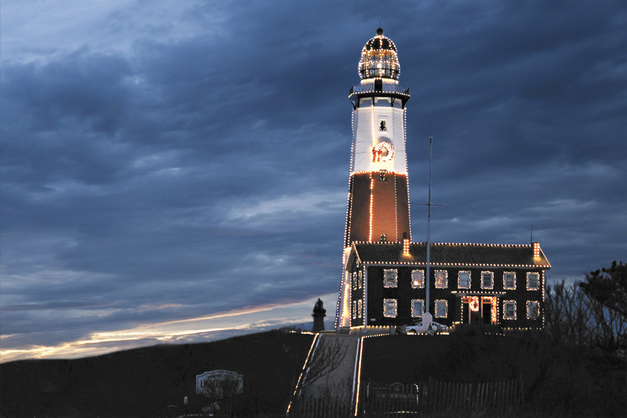 Montauk Lighthouse comes to life at Christmastime