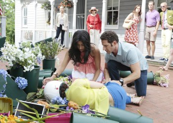 Tracee Chimo as Lauren, Reshma Shetty as Divya Katdare, Mark Feuerstein as Dr. Hank Lawson.