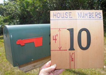 The specs for ideal house numbers. Photo credit: Richard Lewin