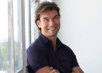 Jerry O'Connell take take part in 