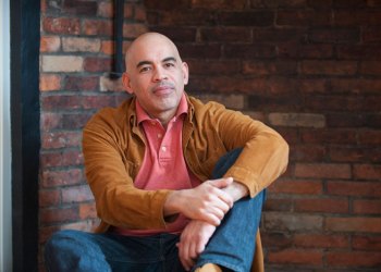 Award-winning poet Willie Perdomo