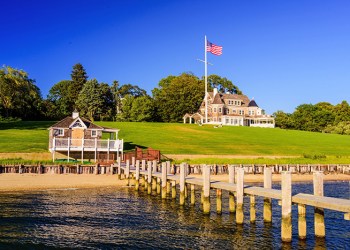 Landmark Queen Anne, Shelter Island