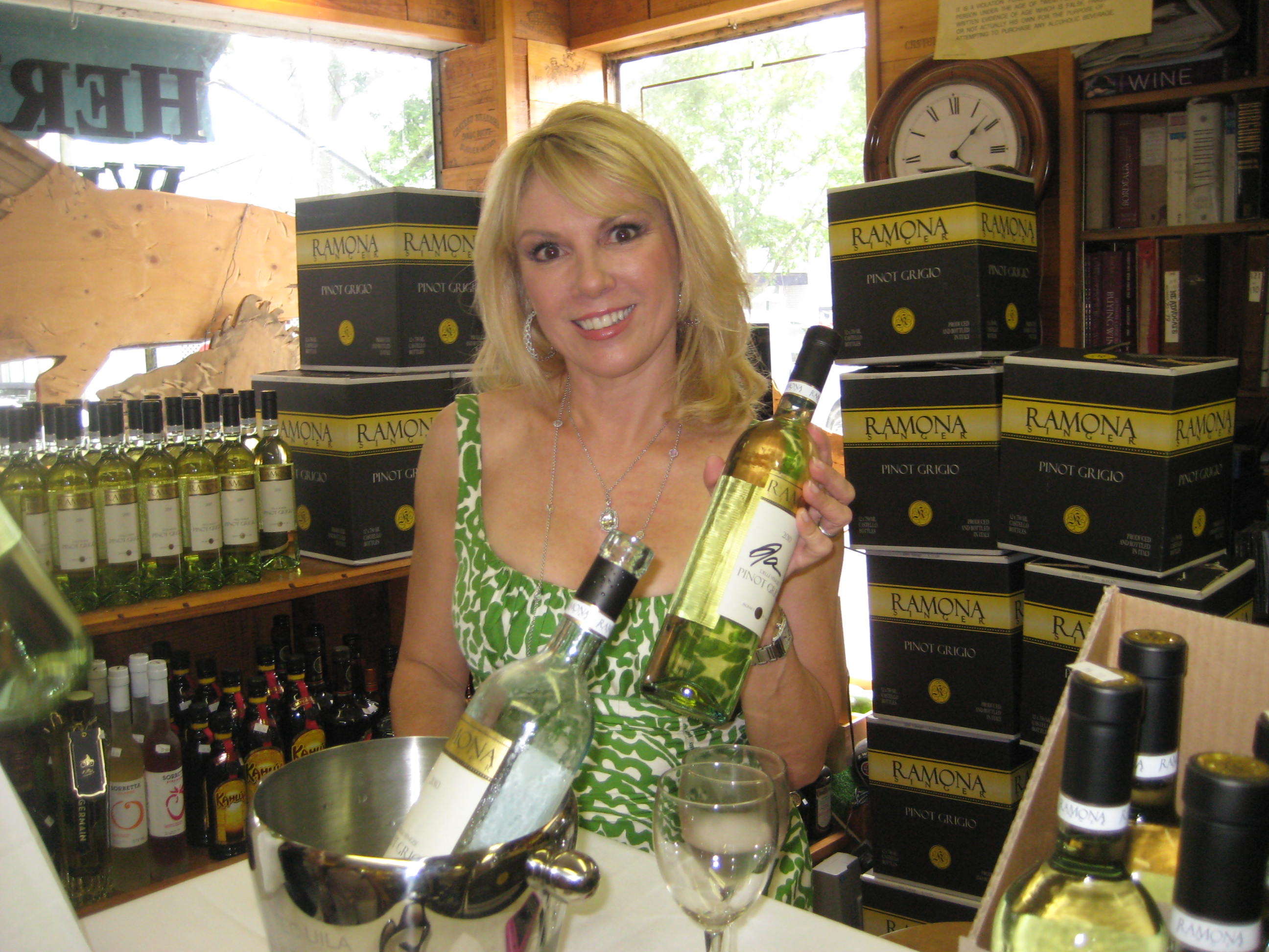 Ramona Singer and her Pinot Grigio