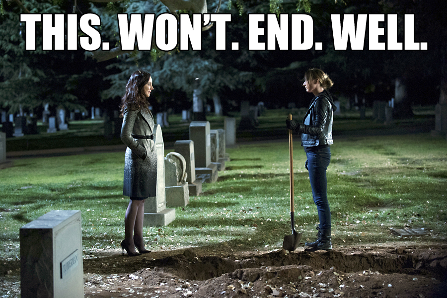Emily and Victoria face off in the Revenge Season 3 finale