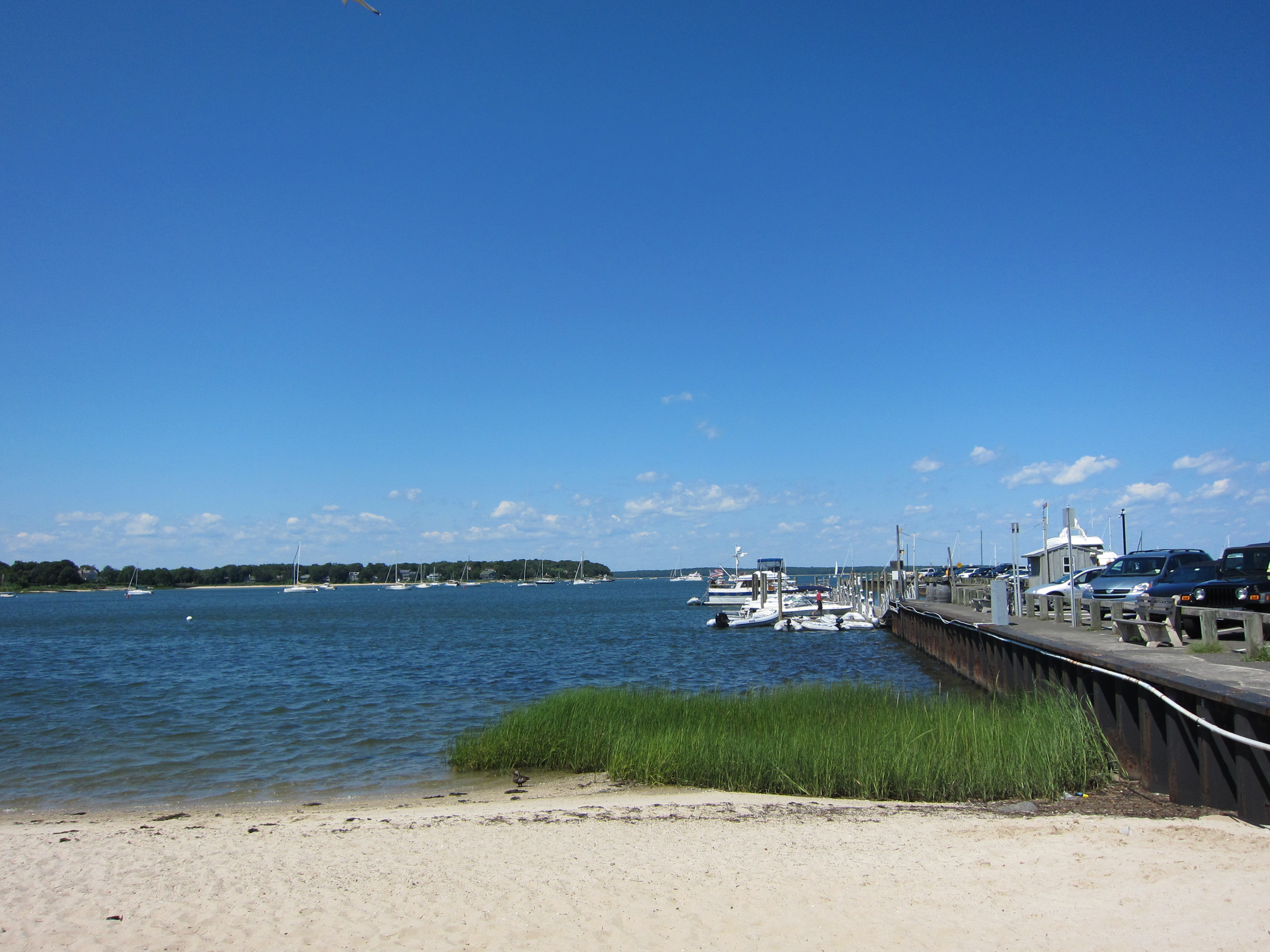 Sag_Harbor_Bay_and_Long_Wharf_(Sag_Harbor,_New_York)_001