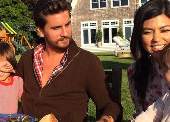 Scott Disick and Kourtney Kardashian and their kids enjoy a meal outside in the Hamptons