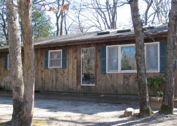 9 Hawthorne Ave, Springs, for $375,000.