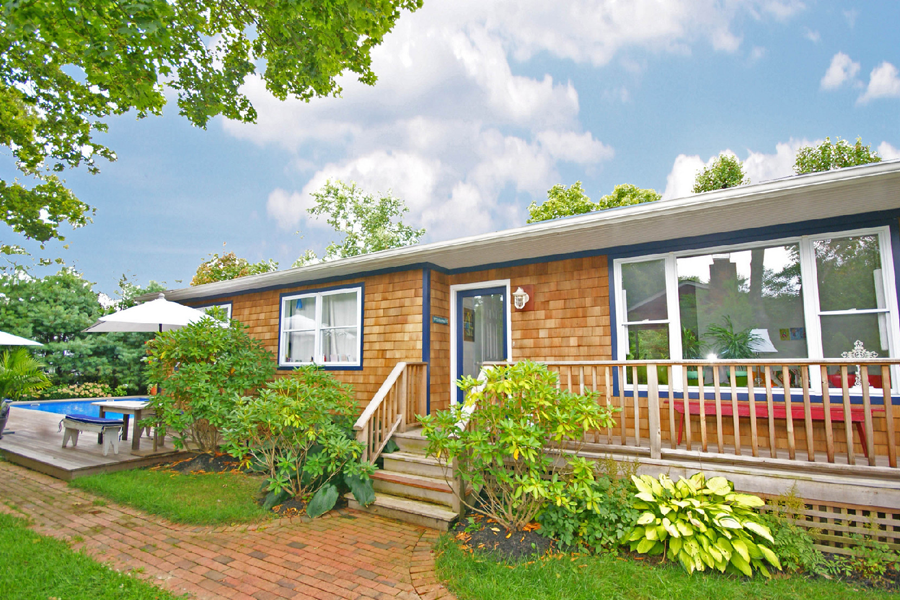 42 Oak Street. $849,000