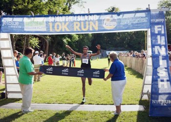 Yonas Mebrahtu of Eritrea Wins The Shelter Island 10K