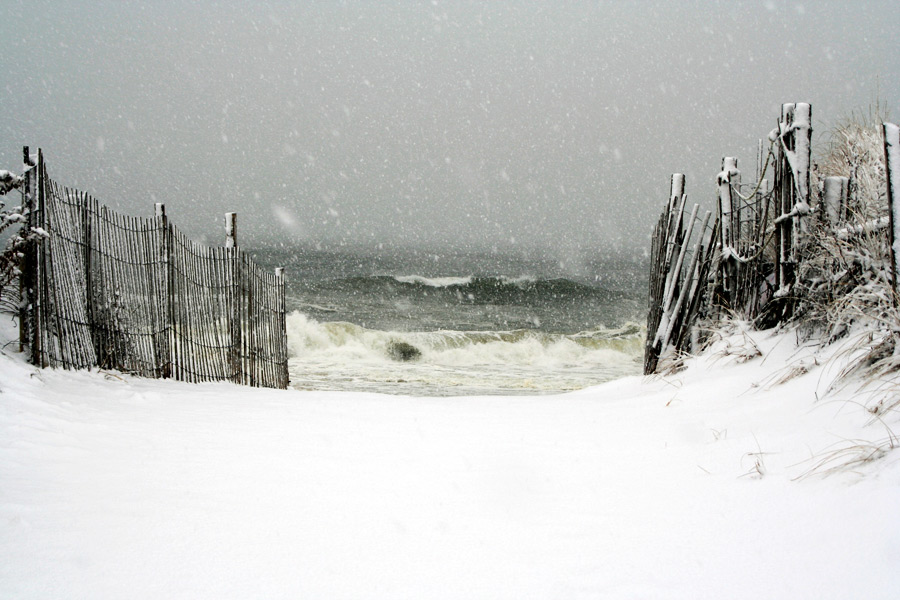February made for some rough beach days in February 2015