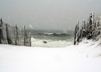 February made for some rough beach days in February 2015