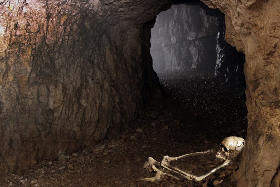 Hamptons Subway workers discovered this Skeleton in an unfinished tunnel, likely from 1932, this week