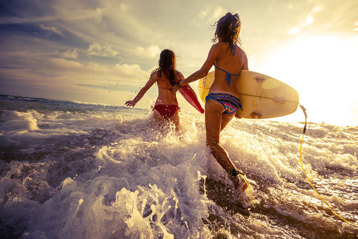 Surfer girls