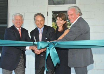 Topping Rose Ribbon Cut