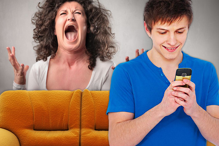 Teen texting mom horrified