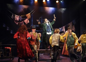 Jeff Sanzel performing 