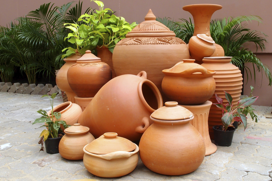 Traditional pottery gardening