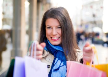 hamptons shopping shop 'til you drop