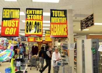 Waldbaum's clears out its last items on Wednesday