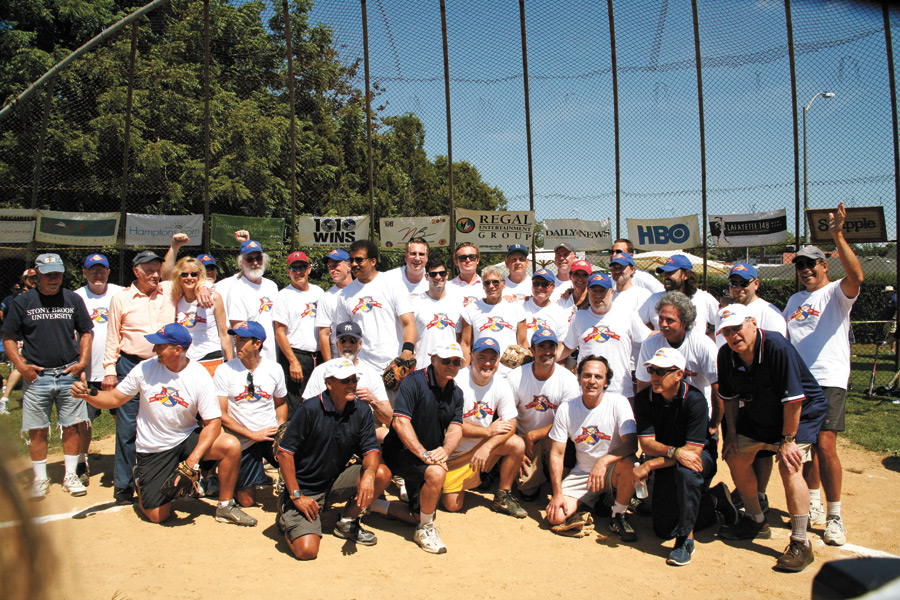 2013 Artists and Writers Game champs —The Artists!