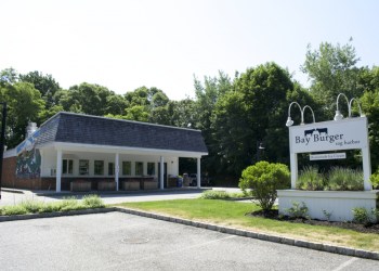 Bay Burger hosts the Jam Session every Thursday.