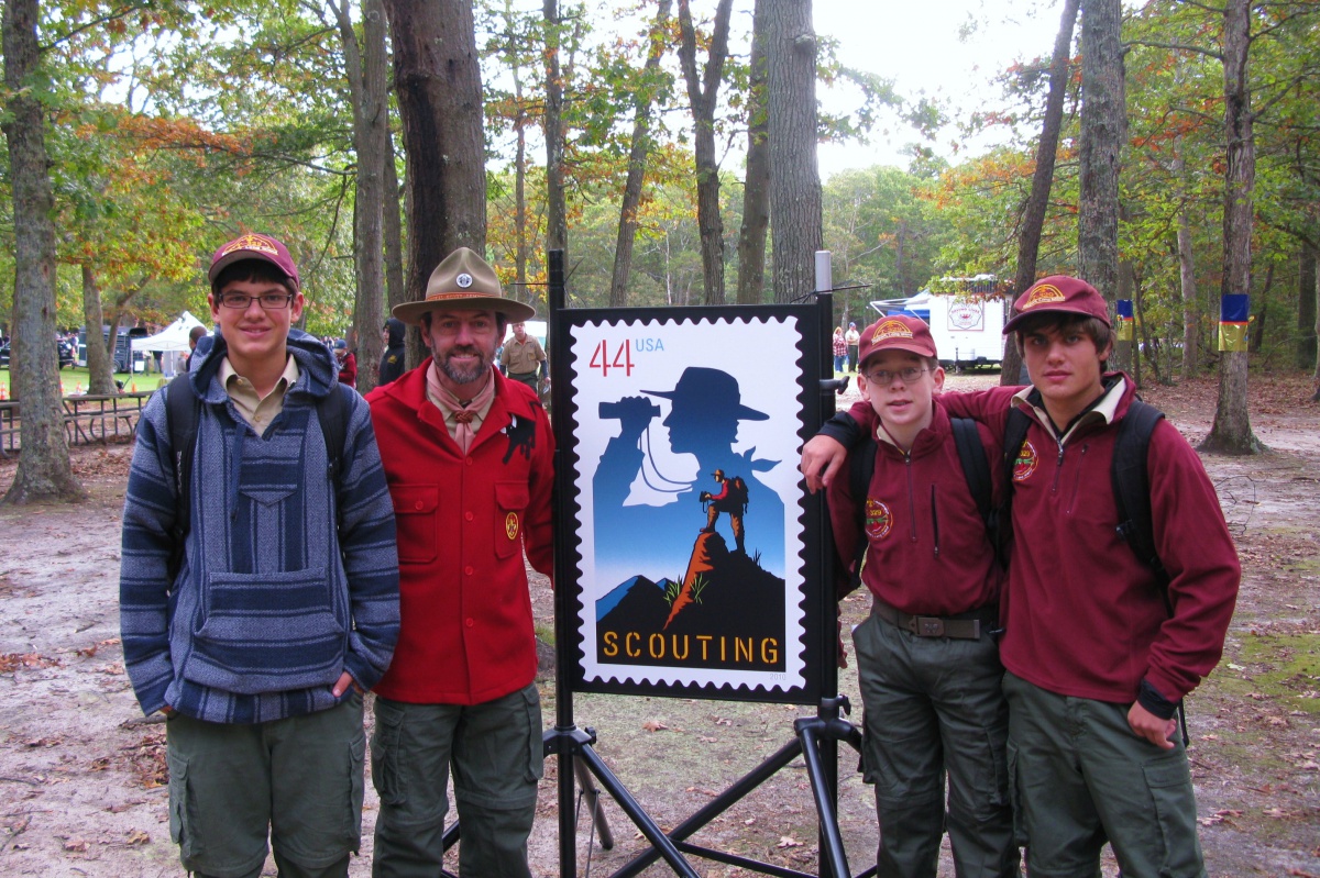 Brian McAuliff and local Scouts at the Southaven Park.Camporee.