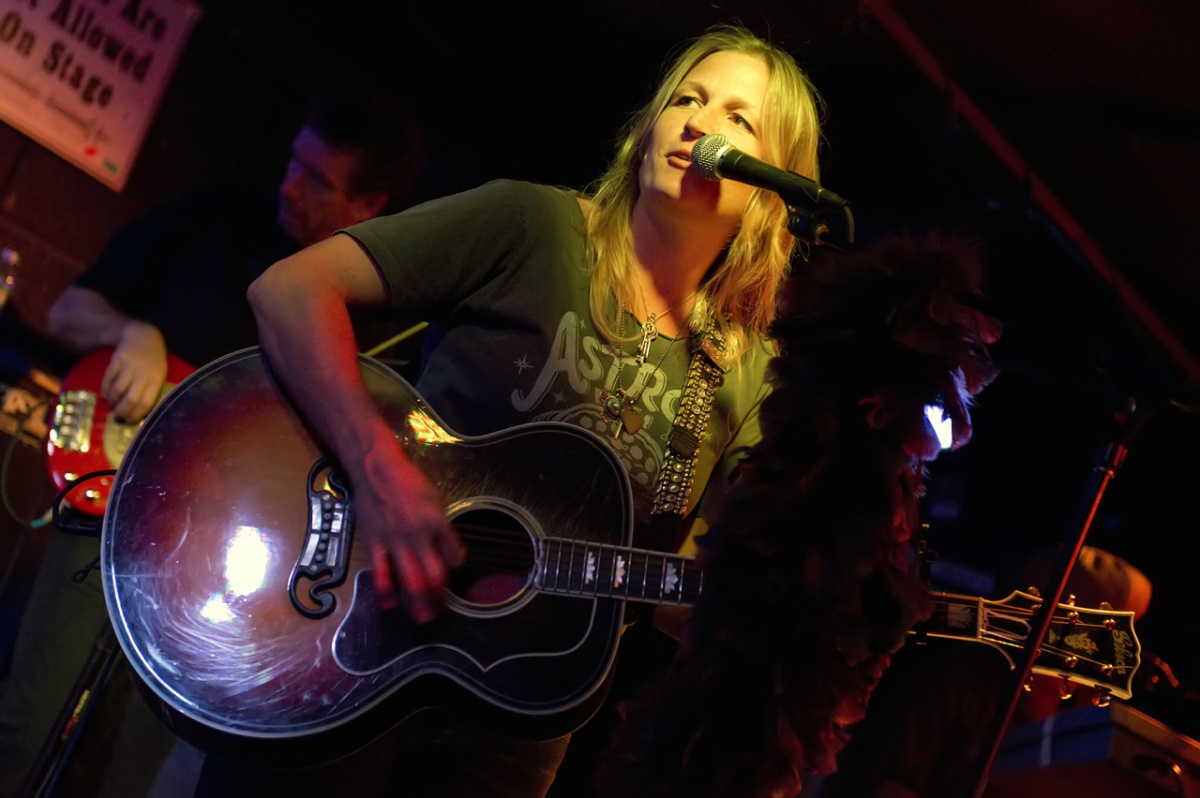 Nancy Atlas took to the stage at The Stephen Talkhouse,