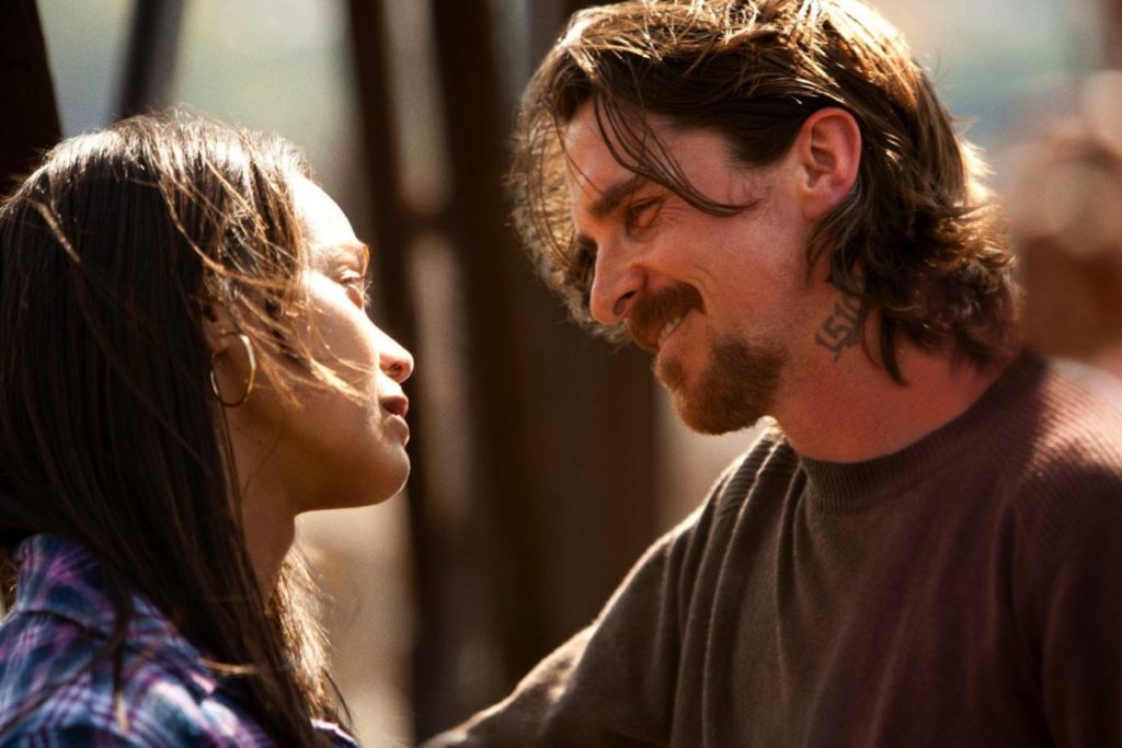 Zoe Saldana and Christian Bale star in "Out of the Furnace"