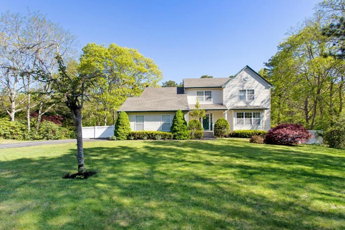 4 Pepi Court, Hampton Bays.