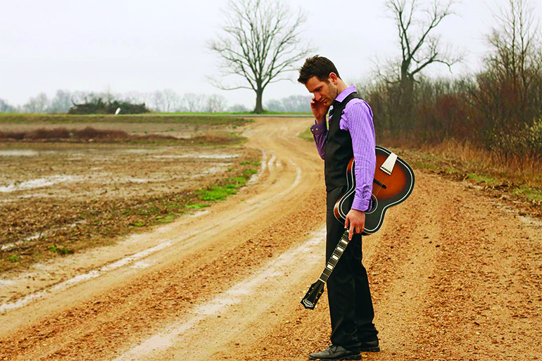 Dante Mazzetti is ready to serenade North Forkers this summer, Photo: dantesongs.com