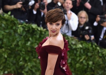 Scarlett Johansson in Marchesa