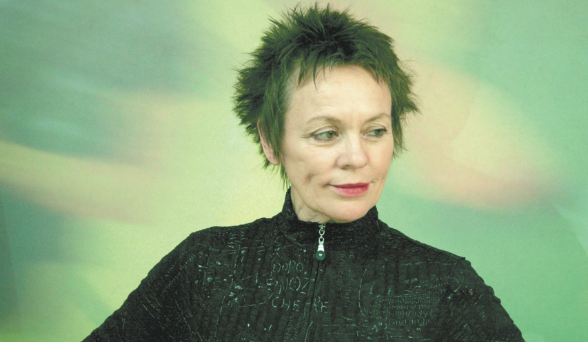 Laurie Anderson headshot