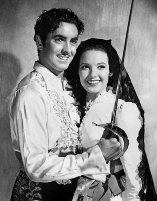 Tyrone Power and Linda Darnell in "Mark of Zorro"