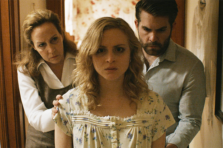 Jennifer's mother and husband Luke think she has mental issues in "The House on Pine Street"