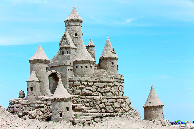 Sandcastles in the sand, Photo: Anthony Totah/123RF