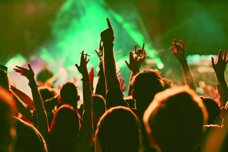 This concert looks a bit...CROWDED, Photo: Melinda Nagy/123RF