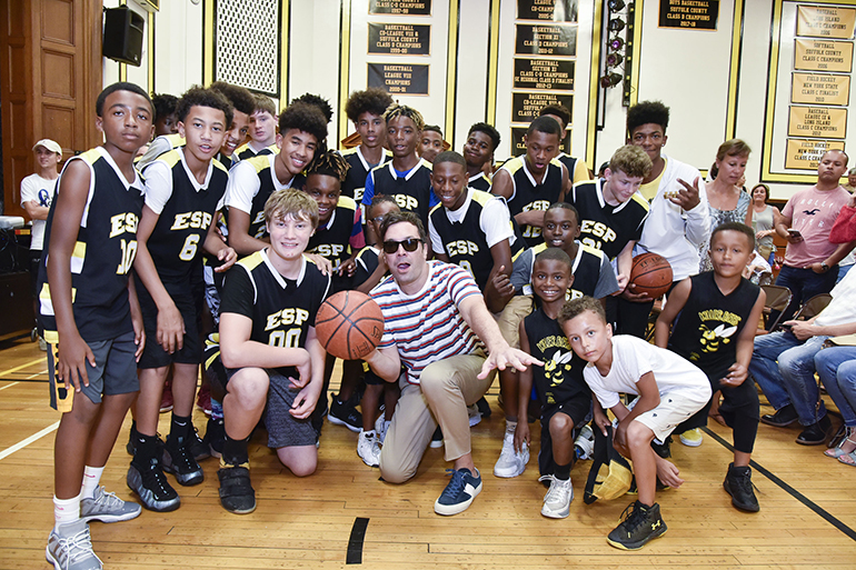 Jimmy Fallon with the Killer Bees, Photo: Eugene Gologursky/Getty Images for Killer Bees