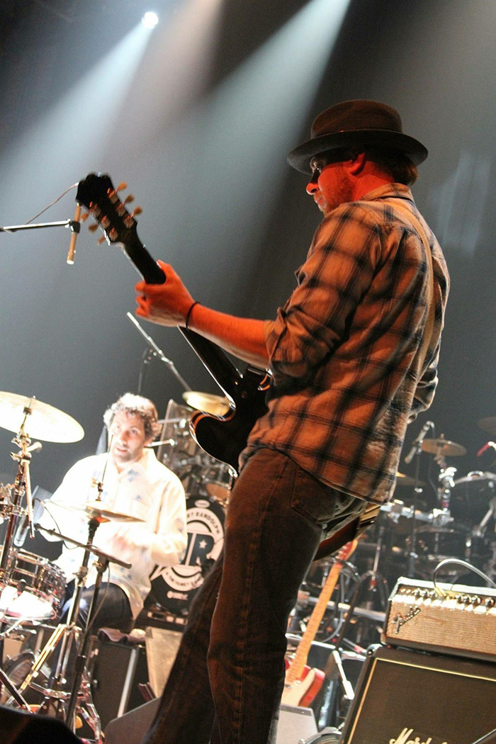 D.W. Stevens on guitar and Boom Boom Vincenti on drums for Memphis Crawl