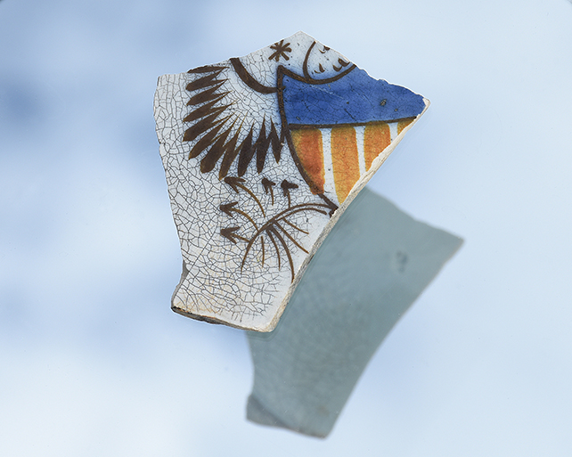White pottery found on Haven's Beach, Photo: Adam Osterweil