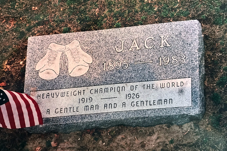 Jack Dempsey's headstone in Southampton