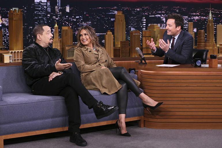 Ice T and Mariska Hargitay with Jimmy Fallon, Photo: Andrew Lipovsky/NBC