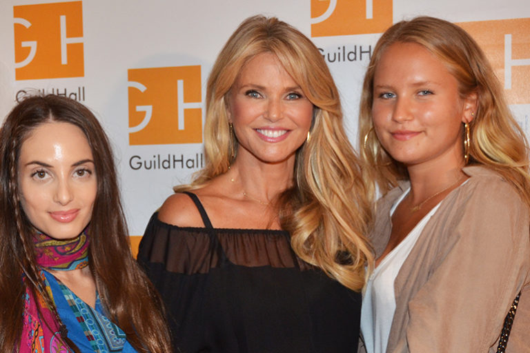 Christie Brinkley and Daughters Receive Style Influencer Award
