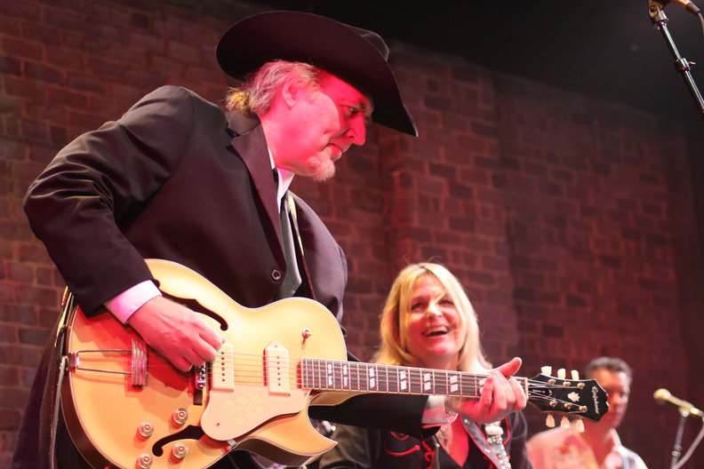 Gene Casey and Nancy Atlas