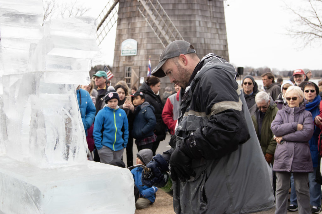 Rich Daly finishing the live ice carving demo