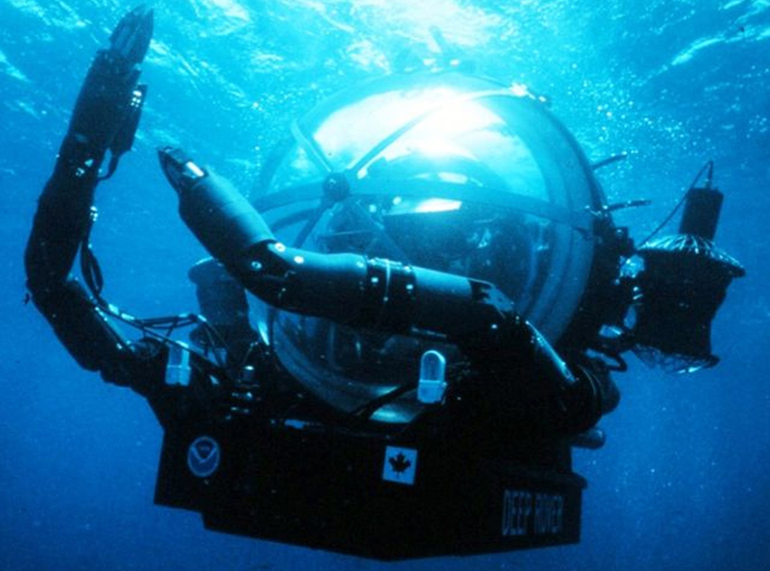 Deep Rover submersible